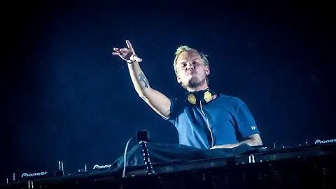 Avicii - Addicted To You vs. Liar Liar vs. Speed [CRZYRAGE Mashup]
